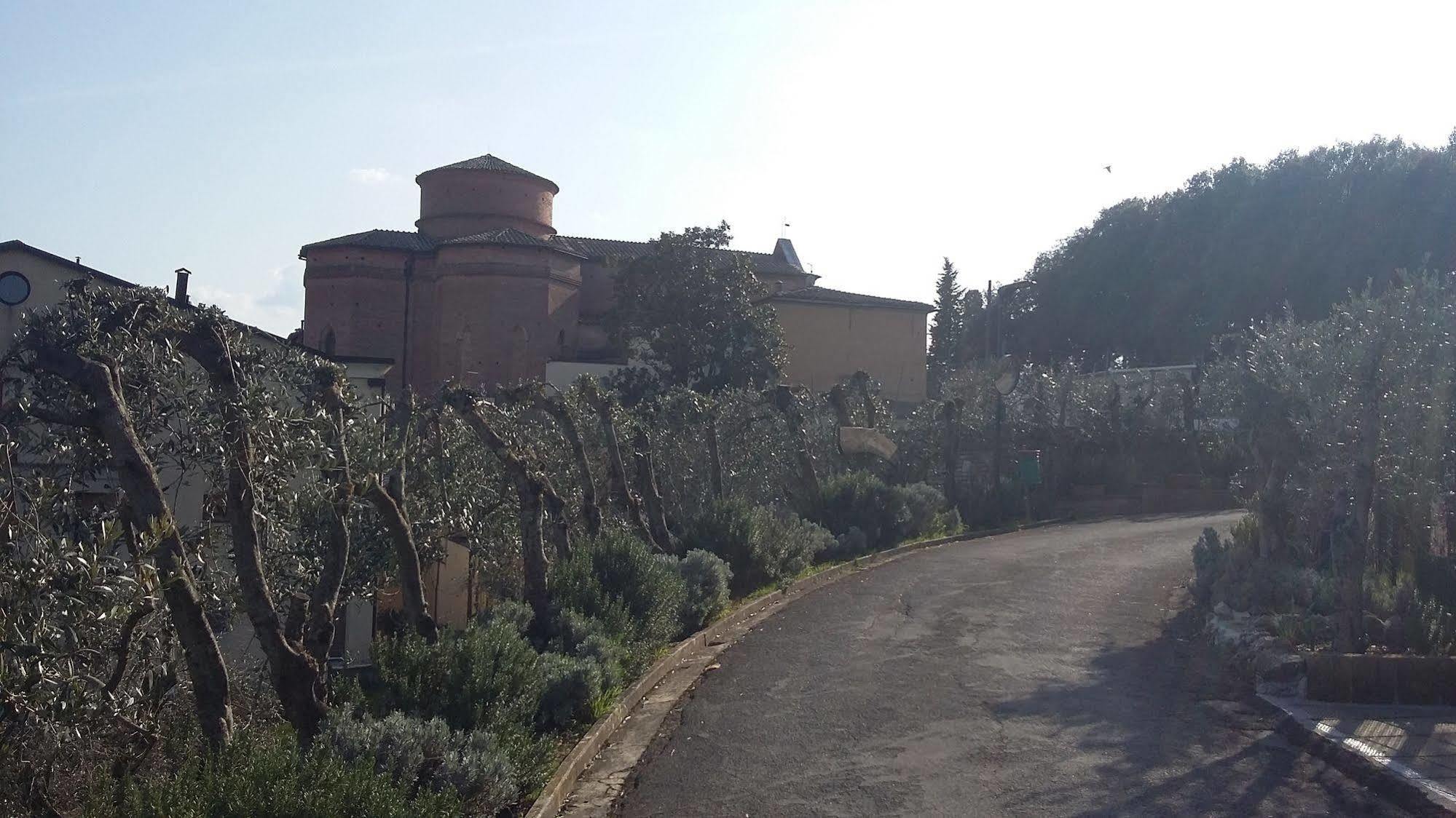Hotel Porta Romana Di Luce Hotels Siena Buitenkant foto