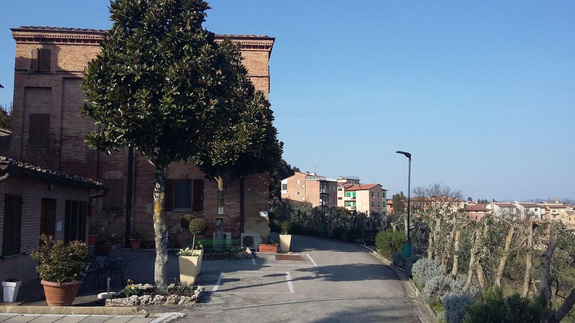 Hotel Porta Romana Di Luce Hotels Siena Buitenkant foto